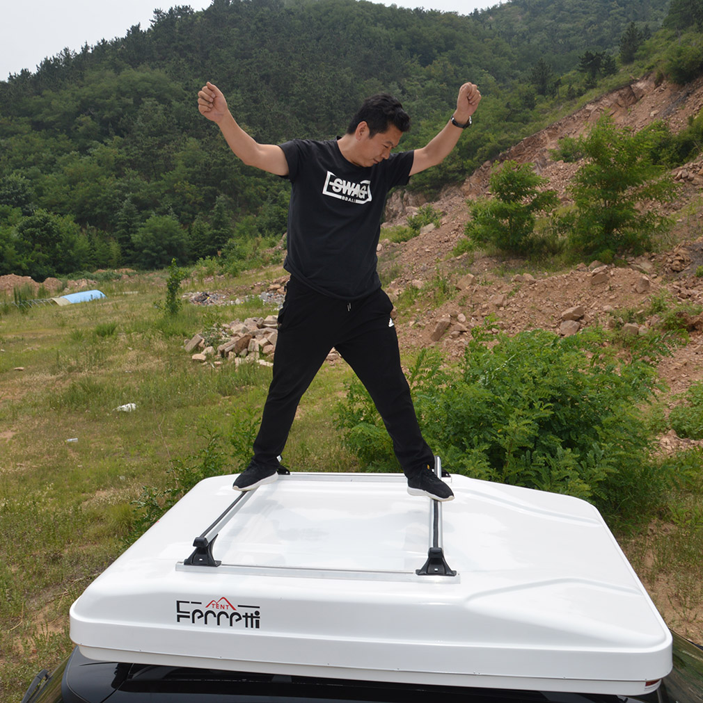 Rooftop tent with roof rack